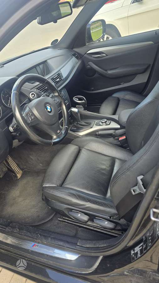 BMW X1, 2.0 l., mpv / minivan