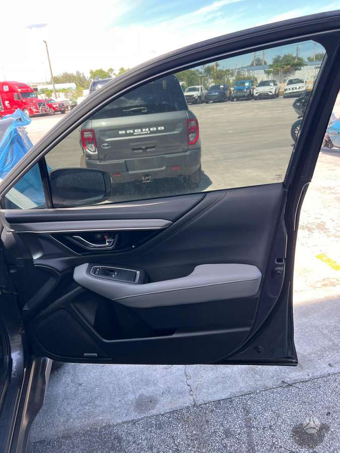 Subaru Outback, 2.5 l., Универсал