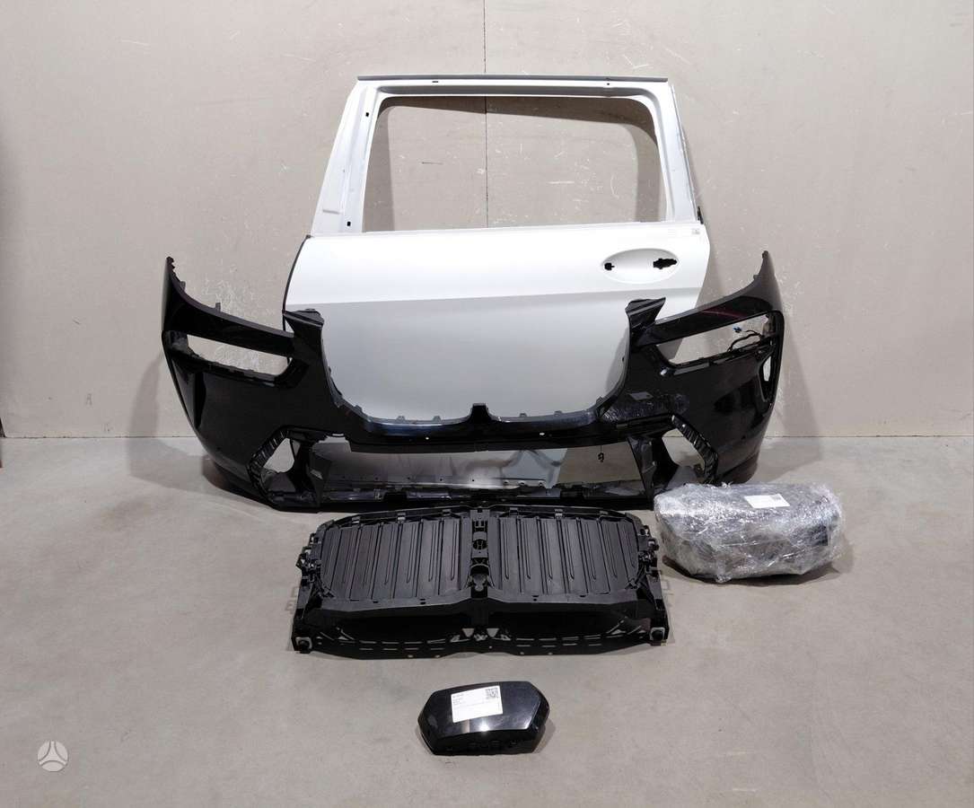 BMW X7 bumpers, doors, lights