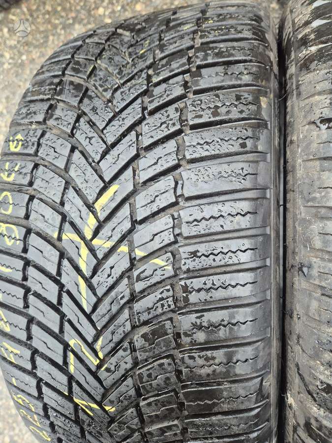 Bridgestone, всесезонные 225/40 R18
