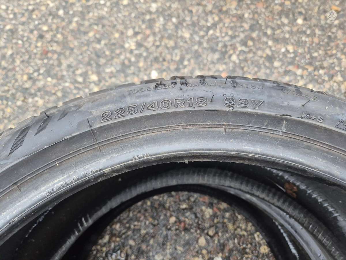 Bridgestone, всесезонные 225/40 R18