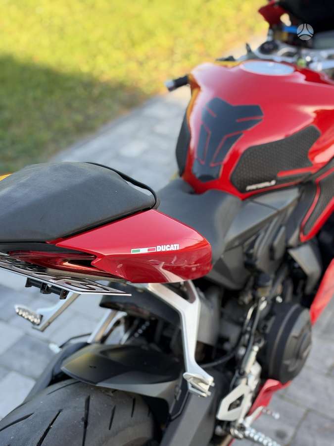 Ducati Panigale 898cc, спортбайки / superbikes
