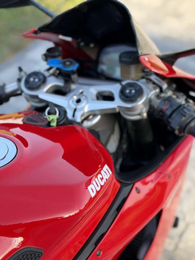 Ducati Panigale 898cc, спортбайки / superbikes