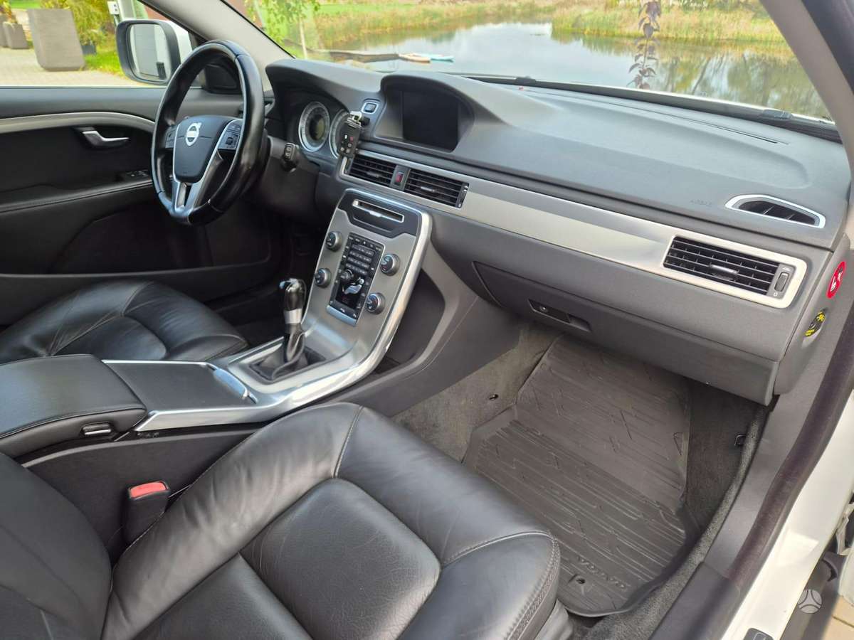 Volvo XC70, 2.4 l., Универсал
