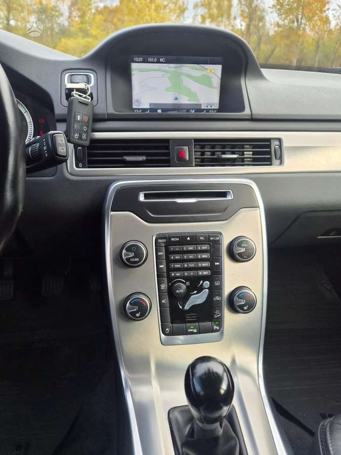 Volvo XC70, 2.4 l., Универсал