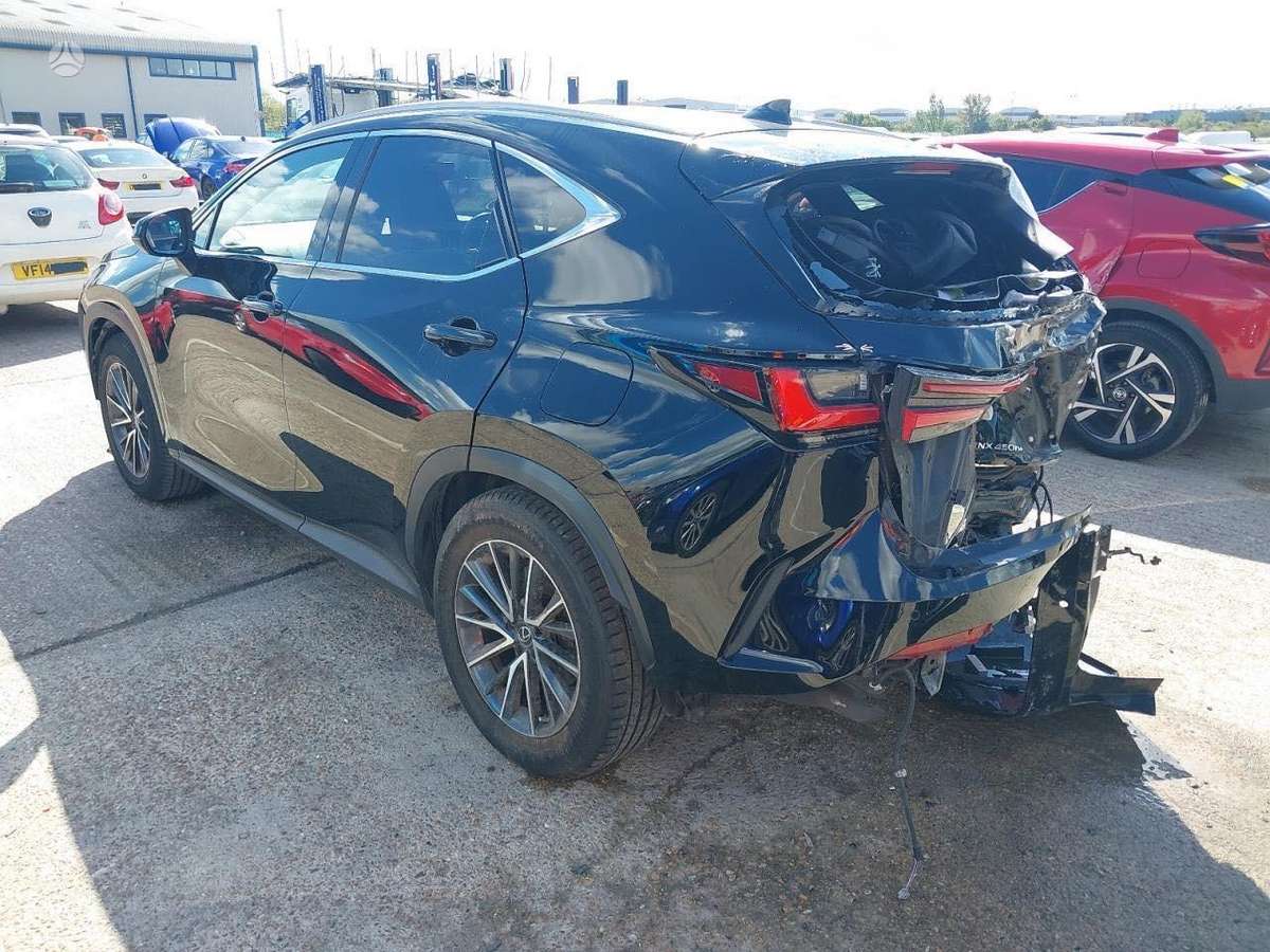Lexus NX 450h+