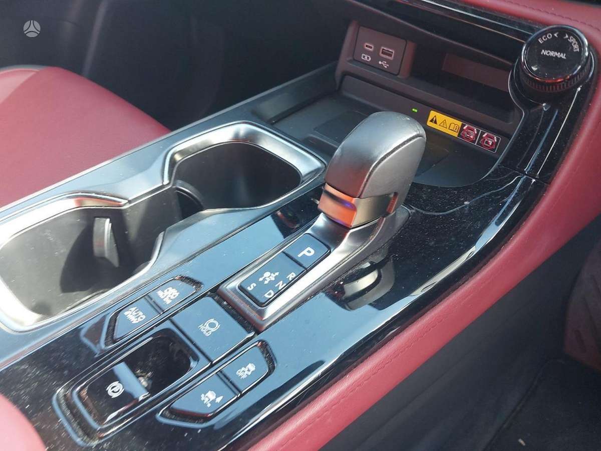 Lexus NX 450h+