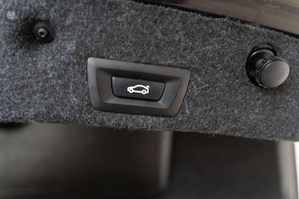 BMW 520, 2.0 l., Седан