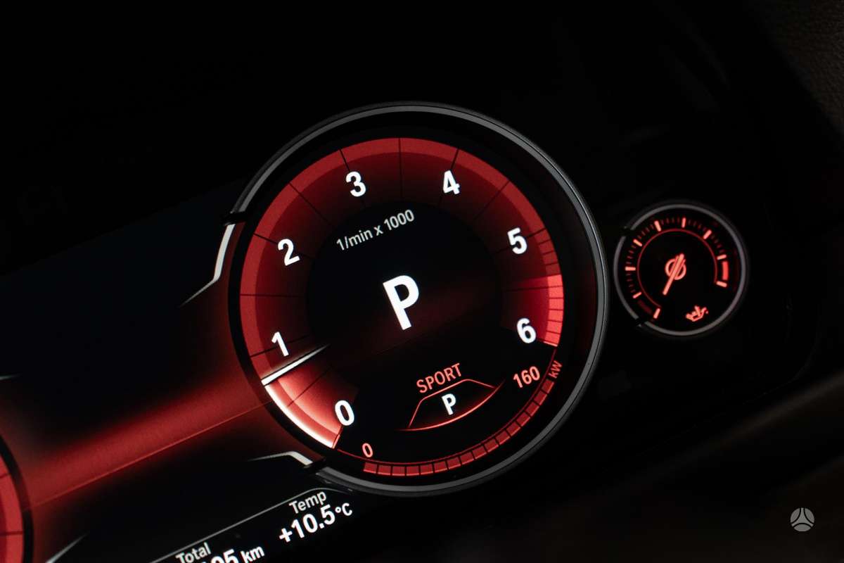 BMW 520, 2.0 l., sedanas