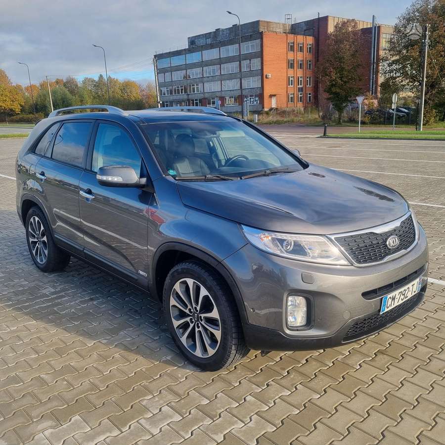 Kia Sorento, 2.2 l., off-road / crossover