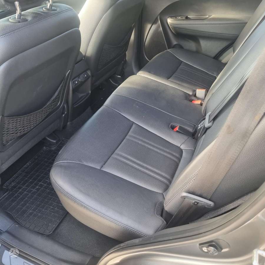 Kia Sorento, 2.2 l., off-road / crossover
