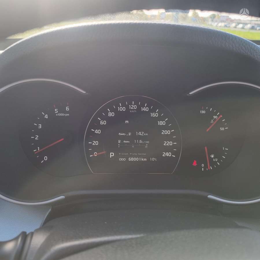 Kia Sorento, 2.2 l., off-road / crossover