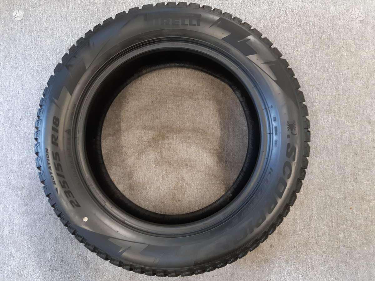Pirelli 2022m 95% Ice Zero.2, всесезонные 235/55 R18
