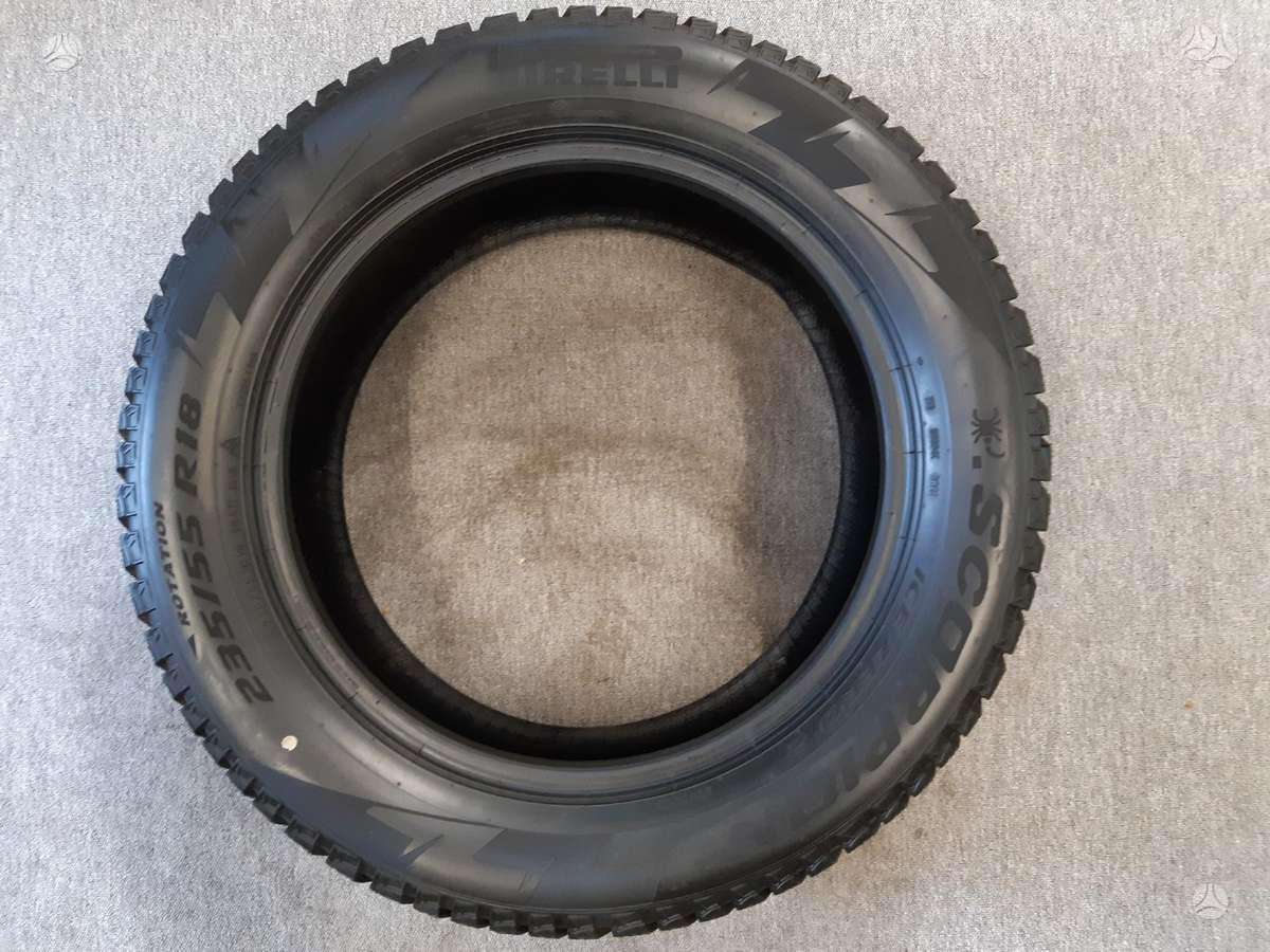 Pirelli 2022m 95% Ice Zero.2., зимние 235/55 R18