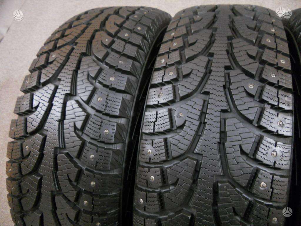 Pirelli 2022m 95% Ice Zero.2+, всесезонные 235/55 R18