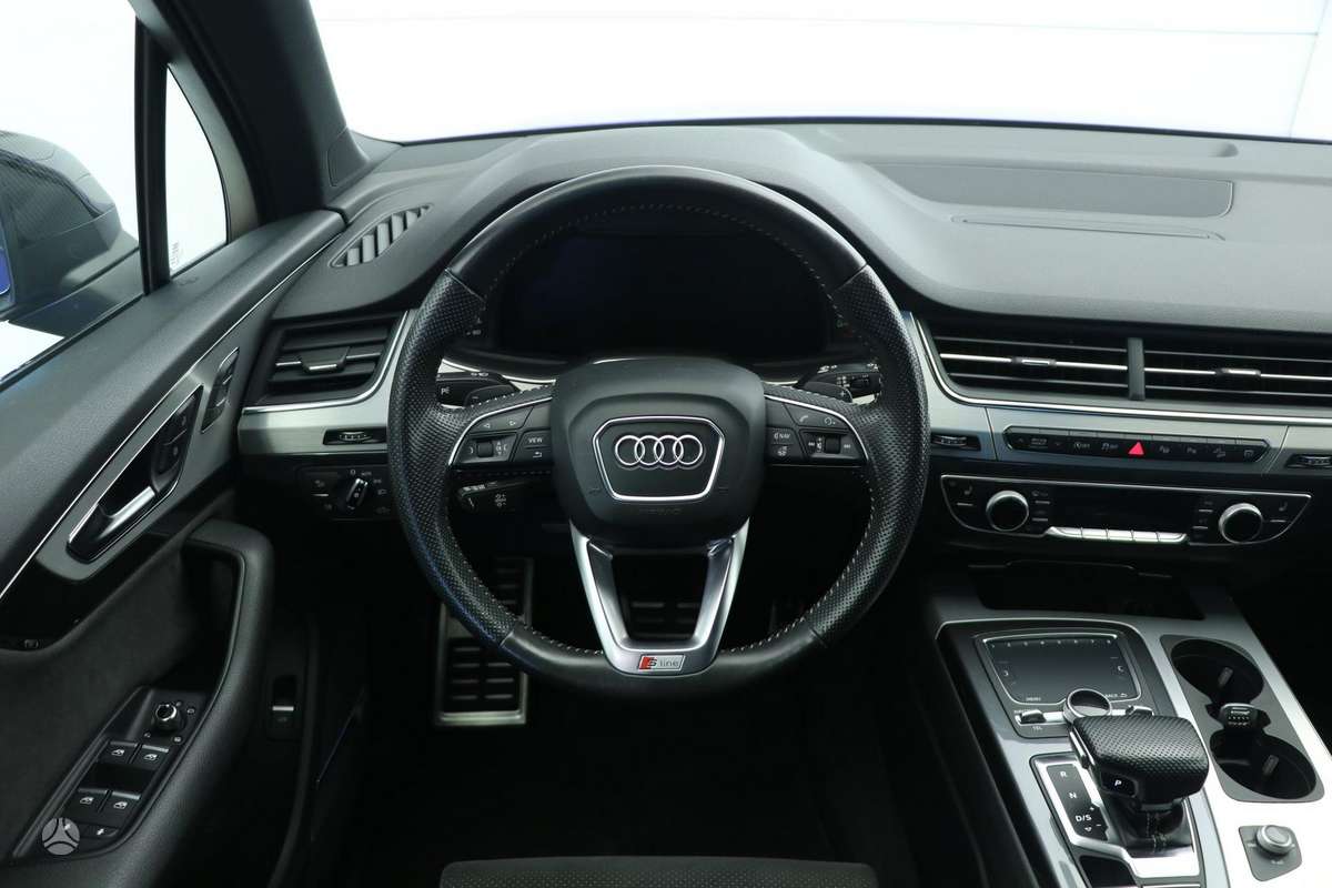 Audi Q7, 3.0 l., Внедорожник / Кроссовер