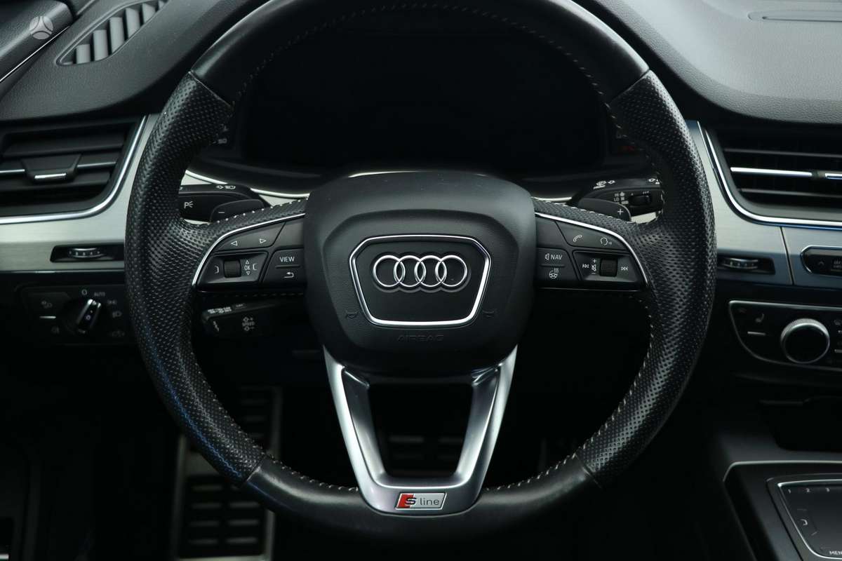 Audi Q7, 3.0 l., Внедорожник / Кроссовер