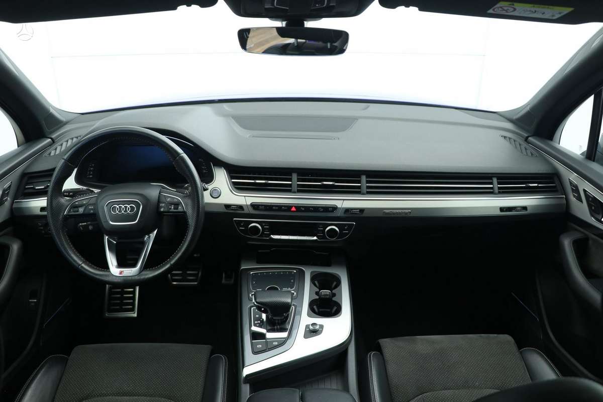 Audi Q7, 3.0 l., Внедорожник / Кроссовер