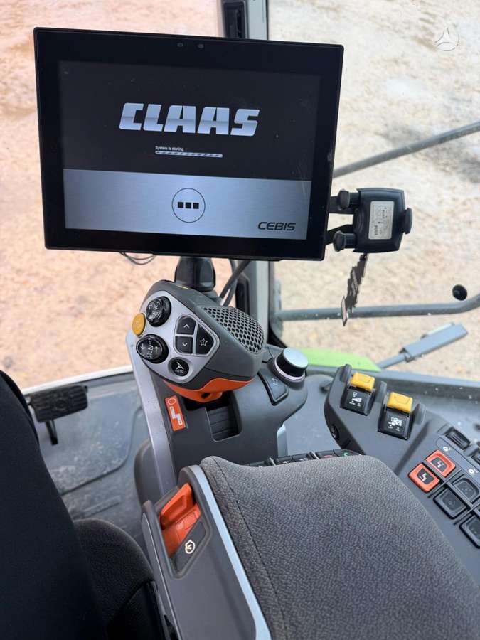 Claas Lexion 8700TT, комбайны