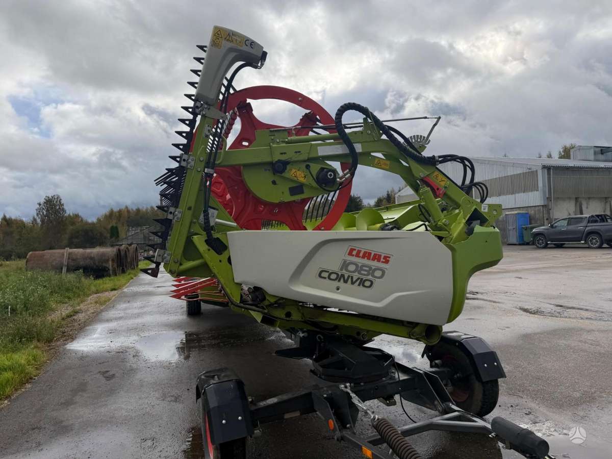 Claas Lexion 8700TT, kombainai