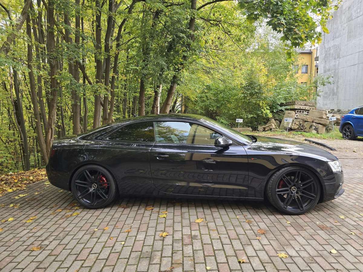 Audi A5, 2.0 l., coupe