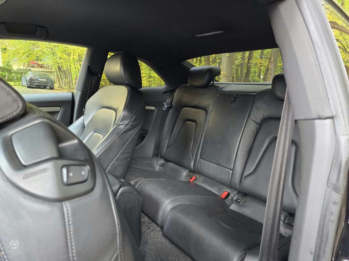 Audi A5, 2.0 l., coupe