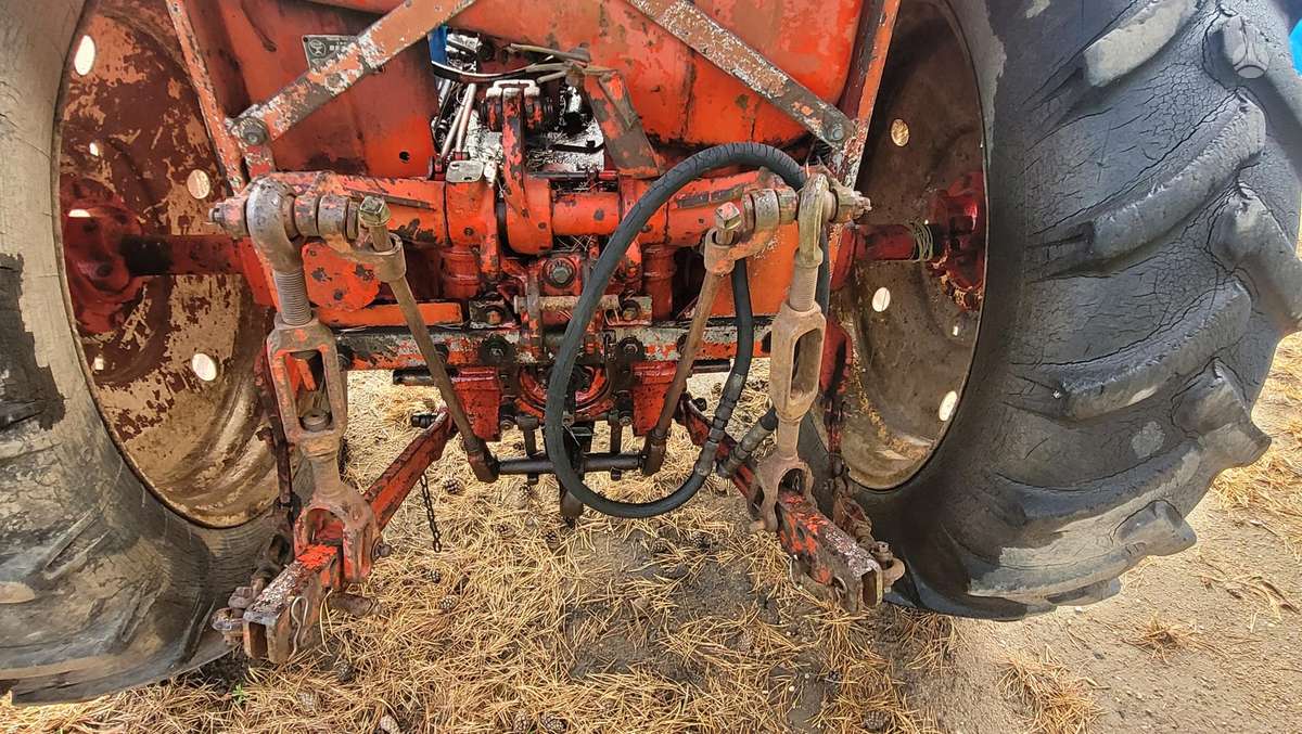 MTZ 52, traktori