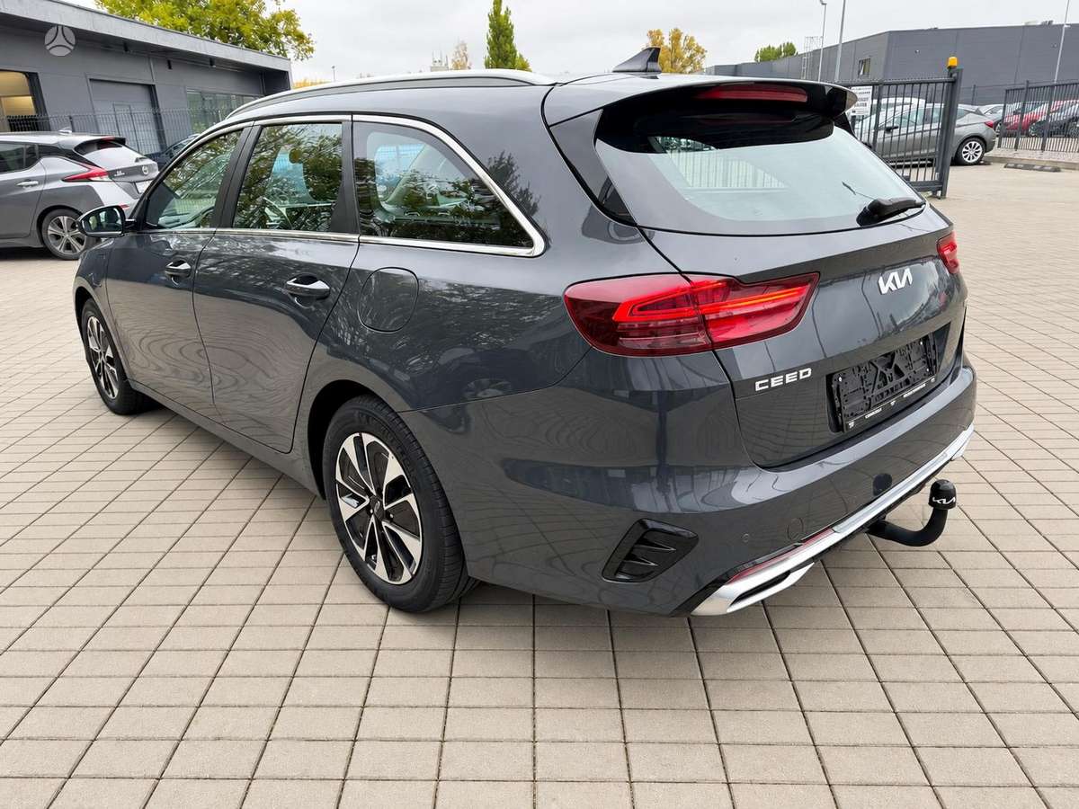 Kia Ceed, 1.6 l., Универсал