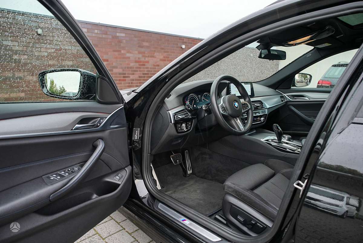 BMW 530, 3.0 l., Седан