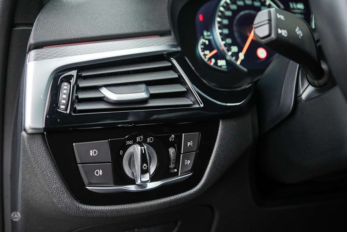 BMW 530, 3.0 l., Седан