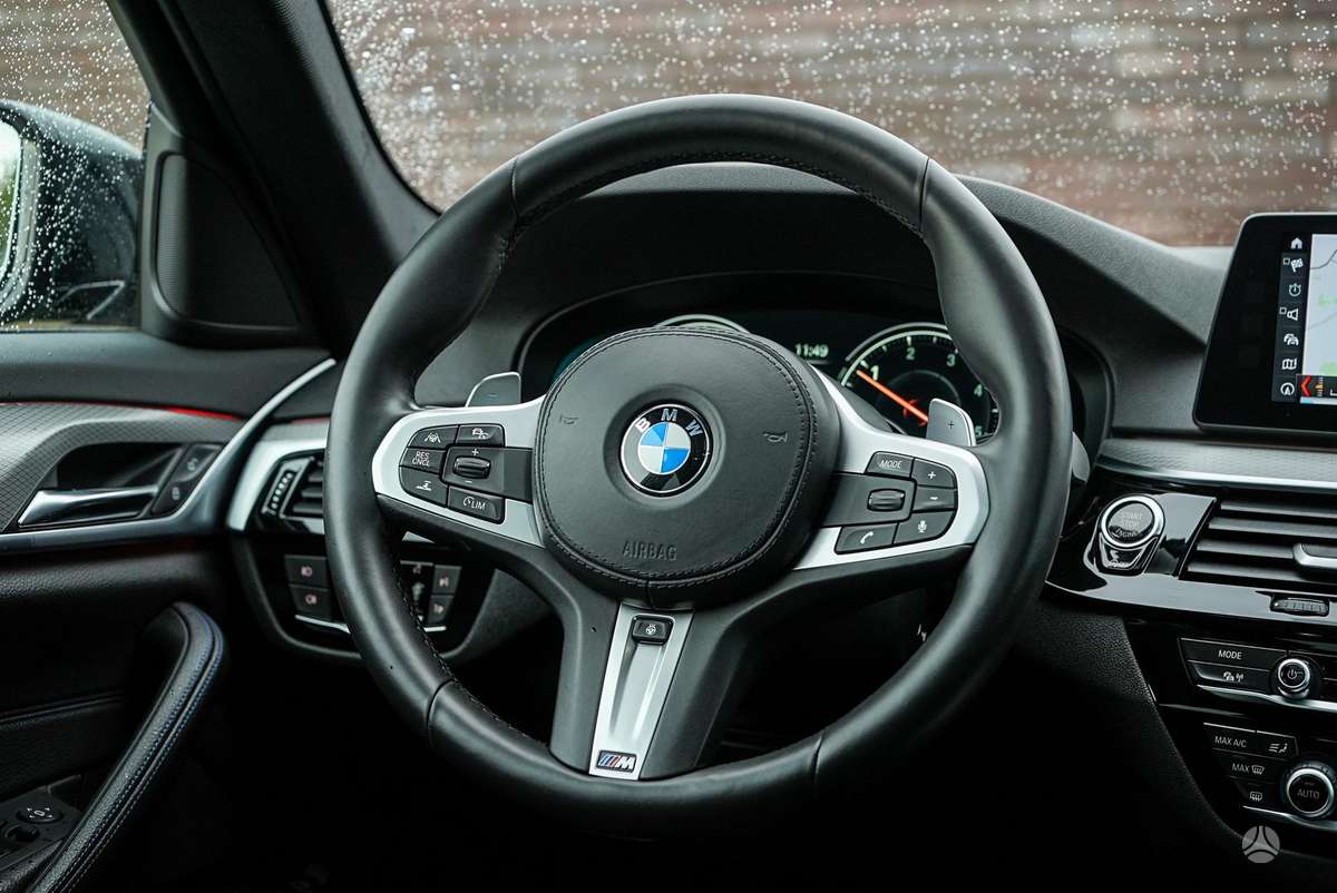 BMW 530, 3.0 l., Седан