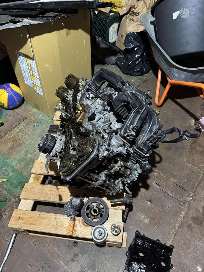 Subaru Outback, Variklis, engine parts