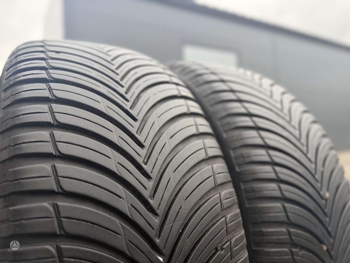 Kleber Quadraxer 3, всесезонные 225/50 R18
