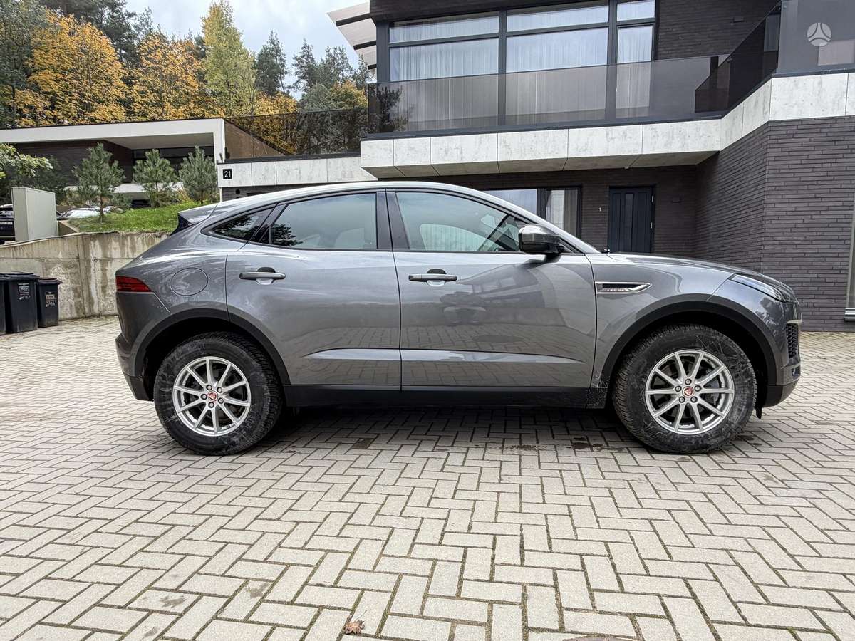 Jaguar E-Pace, 2.0 l., Внедорожник / Кроссовер