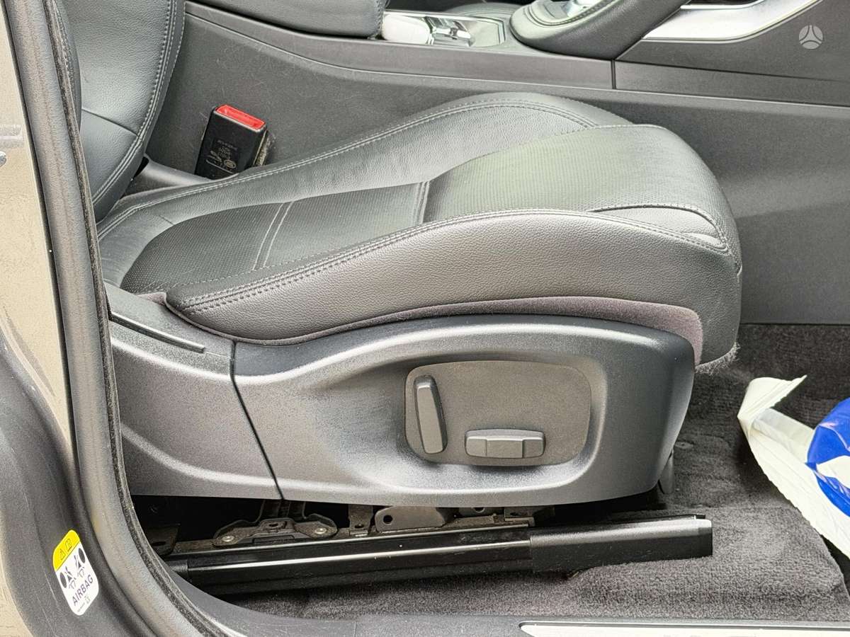 Jaguar E-Pace, 2.0 l., Внедорожник / Кроссовер