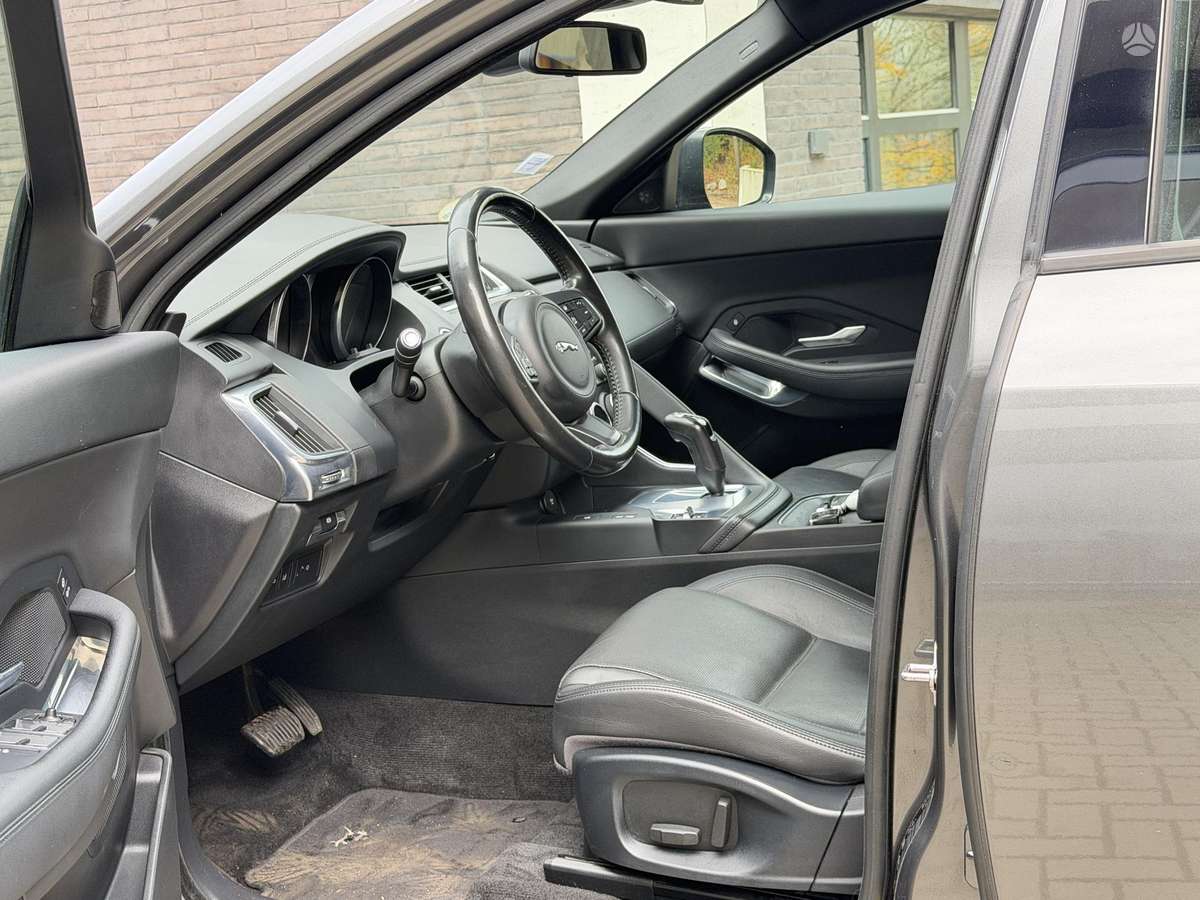Jaguar E-Pace, 2.0 l., Внедорожник / Кроссовер