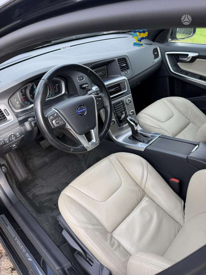 Volvo V60, 2.4 l., Универсал