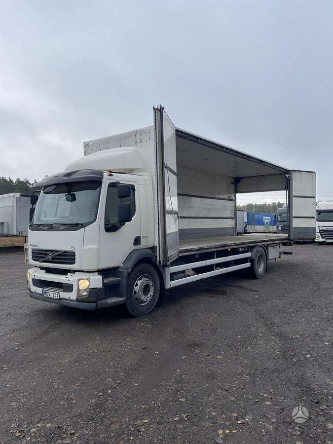 Volvo Fl, isothermal trucks