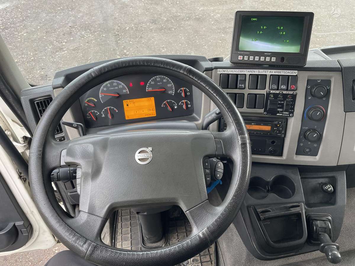 Volvo Fl, isothermal trucks