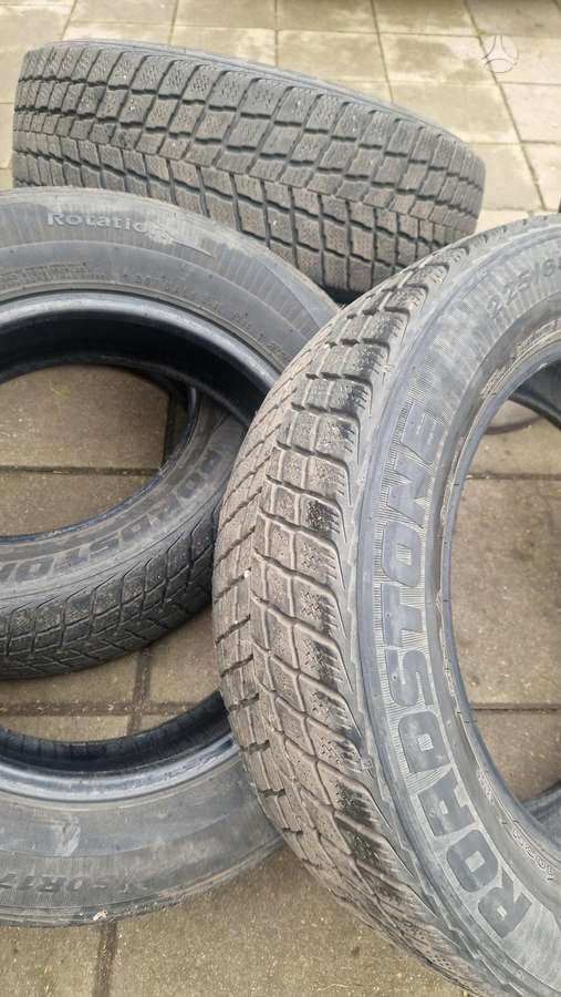 Roadstone, žieminės 225/60 R17