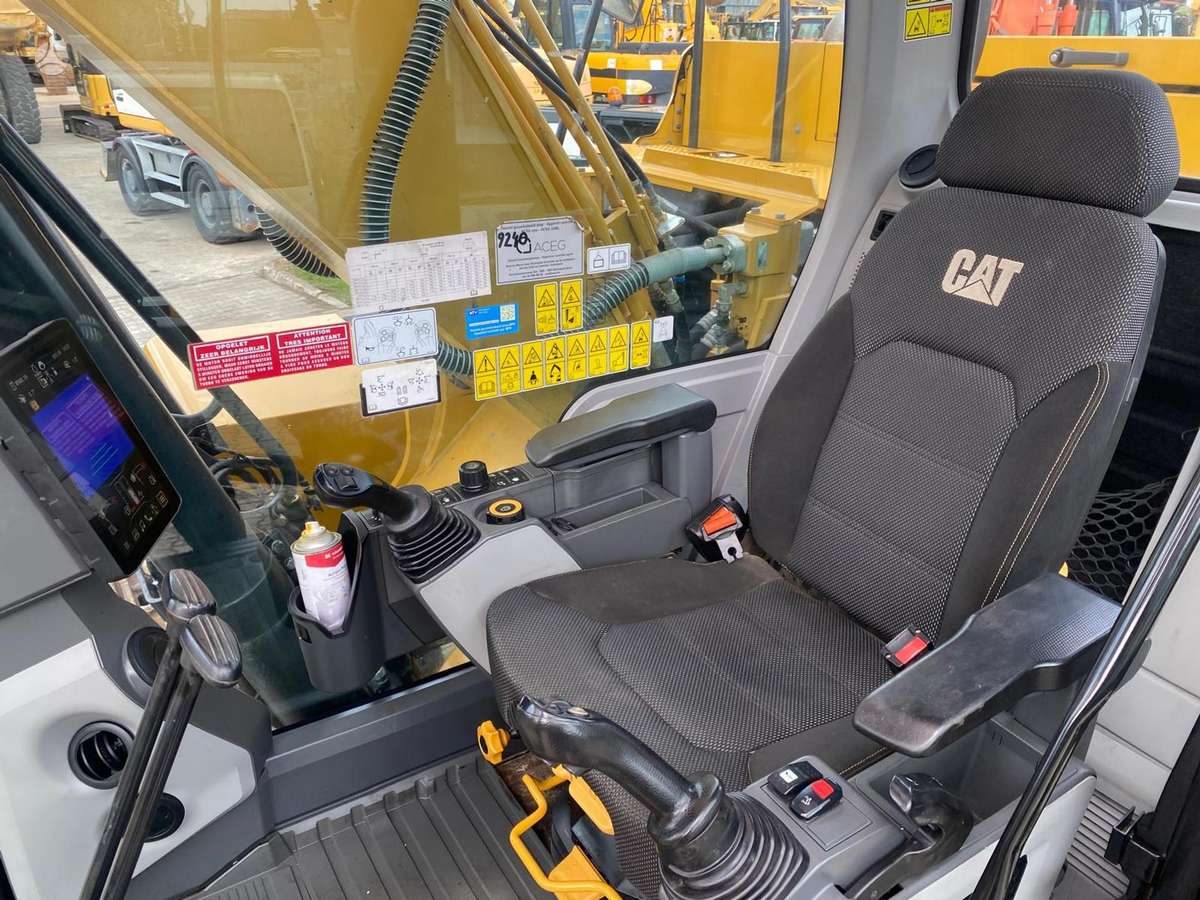 Caterpillar 323, экскаваторы