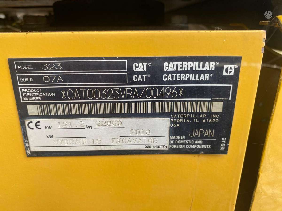 Caterpillar 323, excavator