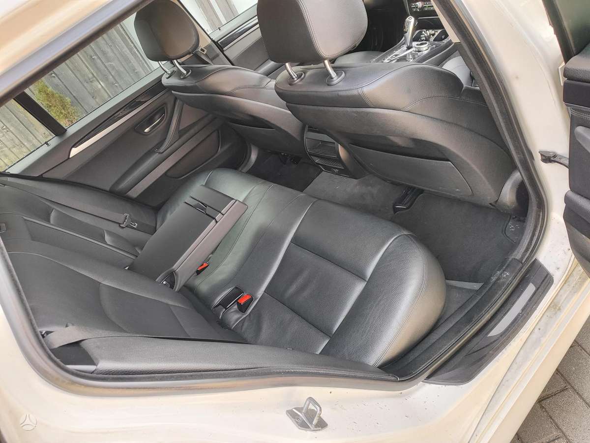BMW 520, 2.0 l., Универсал