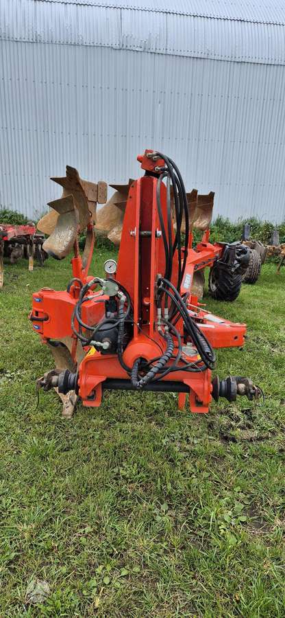 Kuhn VARI-MASTER 153 5 Korpusų, plūgai