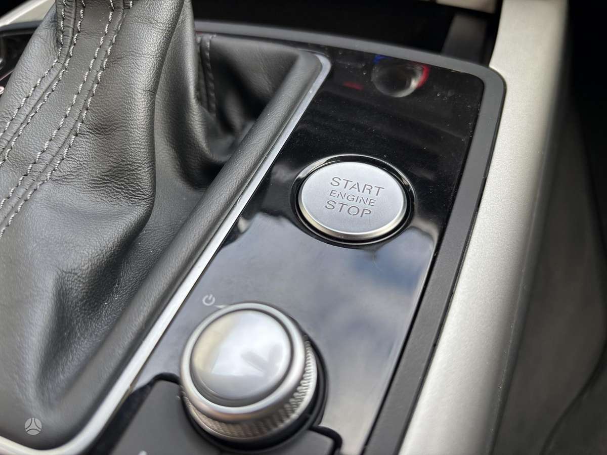 Audi A6, 2.0 l., universalas