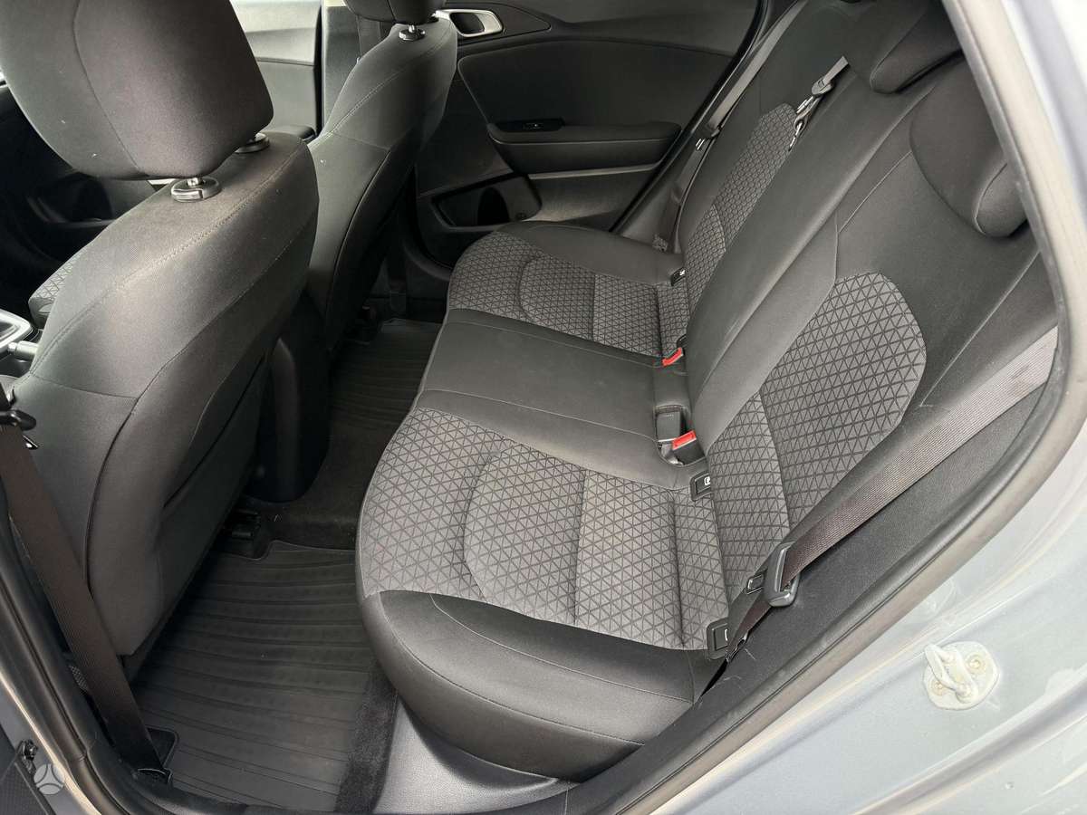 Kia Ceed, 1.5 l., hatchback