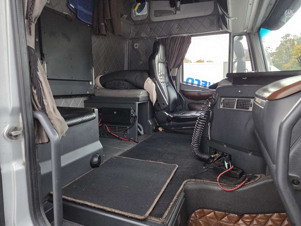 Iveco Stralis, auto transporters