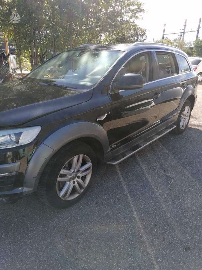 Audi Q7 37069885048