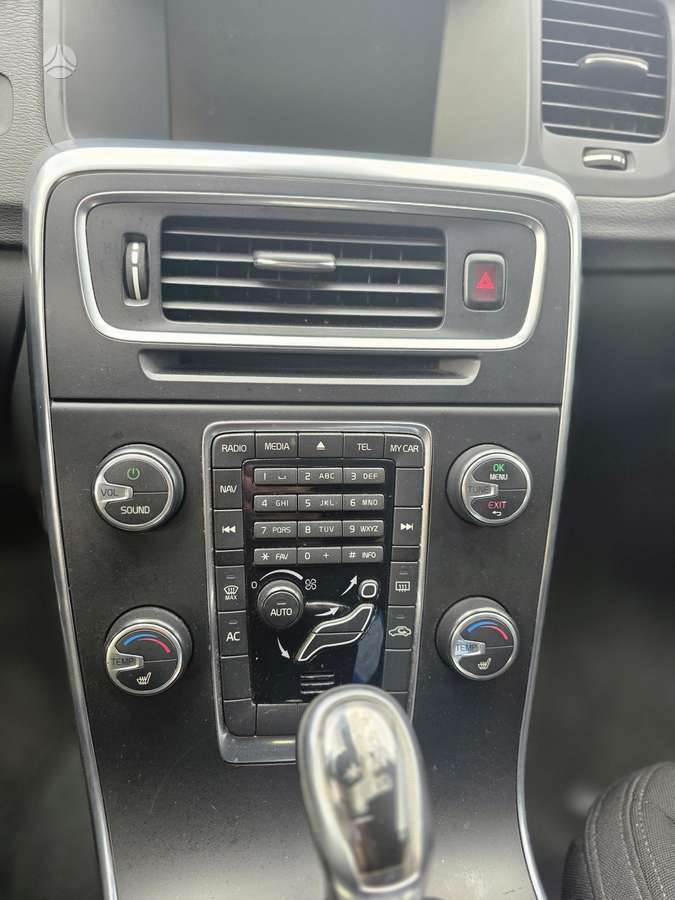 Volvo V60, 2.4 l., Универсал