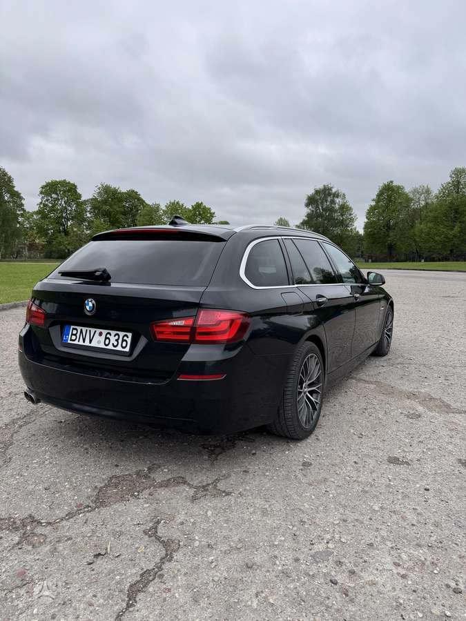 BMW 520, 2.0 l., wagon